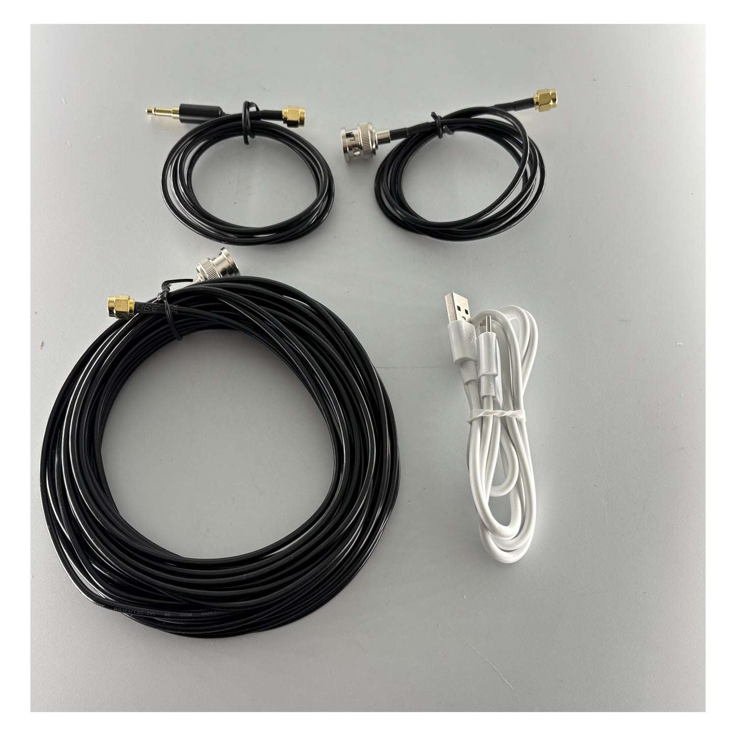 LF-901 Portable Shortwave Radio Antenna, Active Loop Antenna 10KHz-30MHz All Band Radio Antenna, MW: 520-1710KHz SW: 2.3-30MHz 20W Telescope Receiving Antenna with 3000mAh Battery